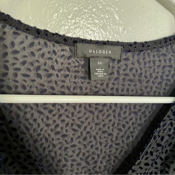 Halogen Flocked 3/4 Sleeve Peplum Top Navy Oval - Picture 15 of 16